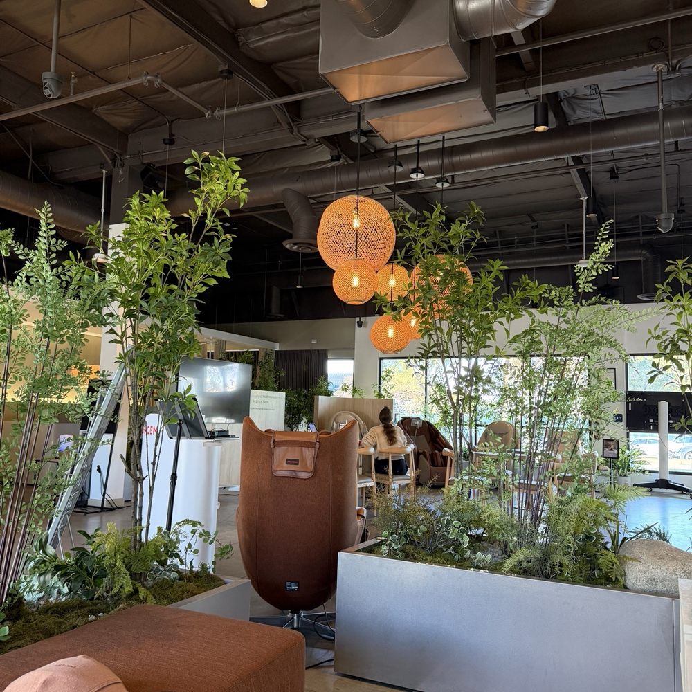 Skiness Aesthetics - Aestheticians Near Me - Beverly Hills, California
