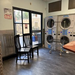 Azul Eco Laundromat