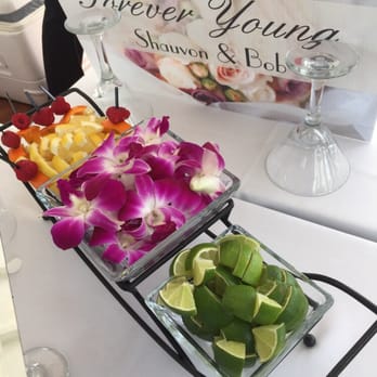 Maui Bars are Us - Caterers Near Me