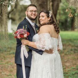 Beauté Spécialé - Hair and makeup on bride by Shelby Sullivan.