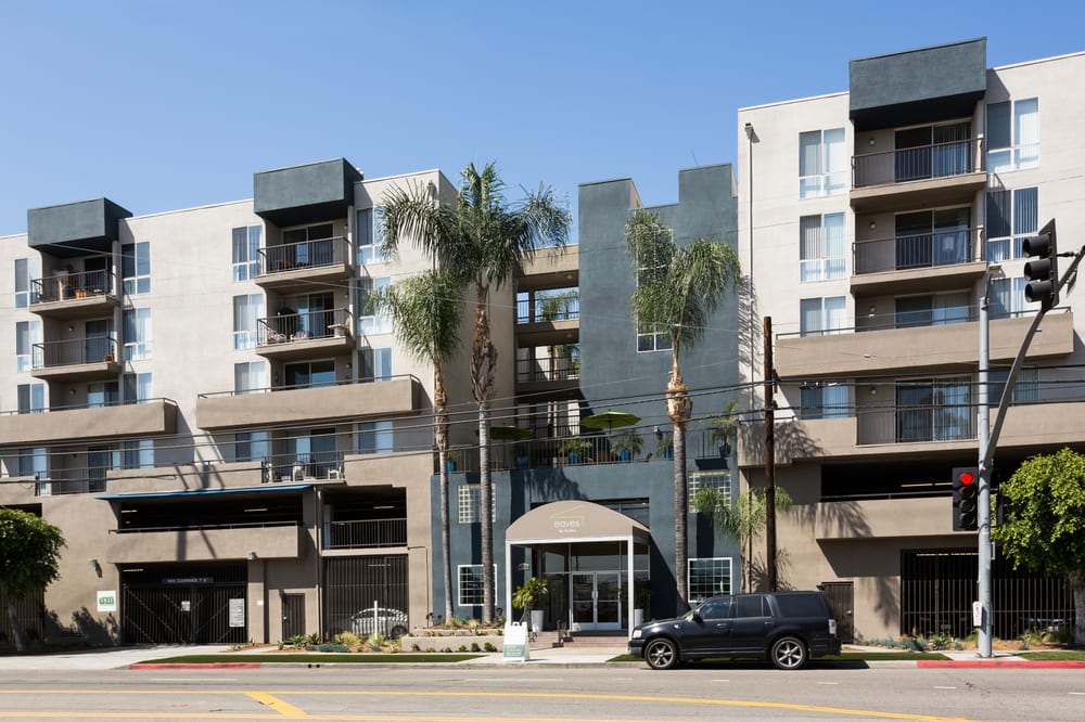 EAVES LOS FELIZ Updated September 2024 93 Photos & 104 Reviews