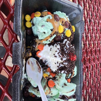 Friendly's - The "CJ Special" deliciousness - Ice Cream & Frozen Yogurt Near Me - Tannersville, Pennsylvania