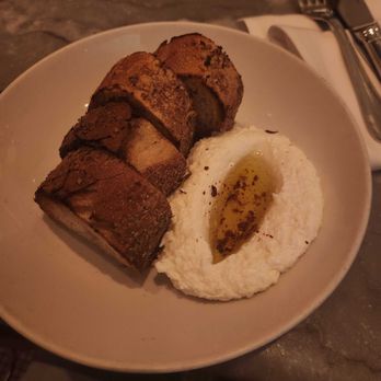 La Pecora Bianca - Bars Near Me - New York, New York La Pecora Bianca - Bars Near Me - New York, New York