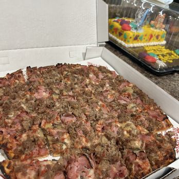 Marion's Piazza - I just bought this sausage, ham, and mushroom 13 incher today. - Pizza Near Me - Centerville, Ohio