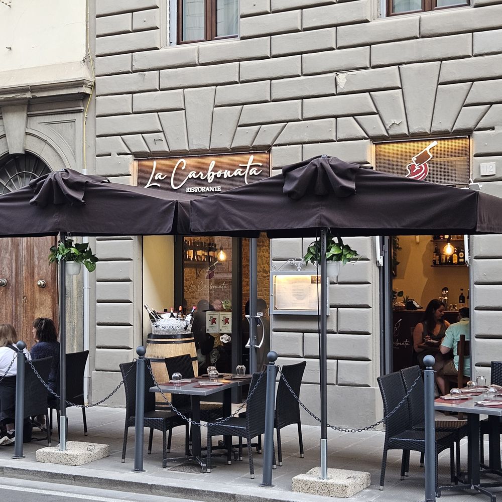 La Carbonata - The outside patio. - Tuscan Near Me - Florence, FI La Carbonata - The outside patio. - Tuscan Near Me - Florence, FI