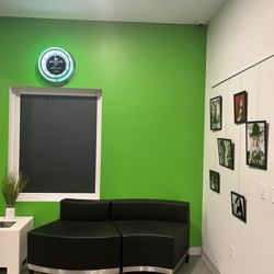 Canna Vibes - Lobby