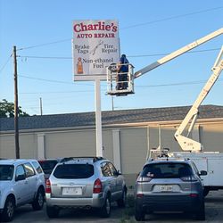 ETC Nola - Sign installation.