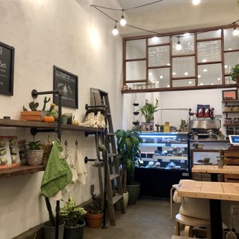 Urban Backyard - Cozy interior - Coffee & Tea Near Me - New York, New York Urban Backyard - Cozy interior - Coffee & Tea Near Me - New York, New York