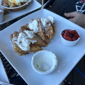 Boho Manor - French toast - so good! Corn flake crusted which was delicious and unique - Hotels Near Me - Monte Rio, California