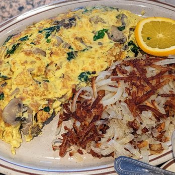 Blue Bay Diner - Custom omelette: spinach, mushrooms and Swiss. Served with hash browns. - Diners Near Me - Oakland Gardens, New York