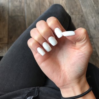 La Belle Nails - Nail Salons Near Me - Portland, Oregon
