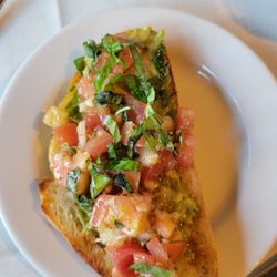 Pastas Trattoria - Avocado and Bruschetta