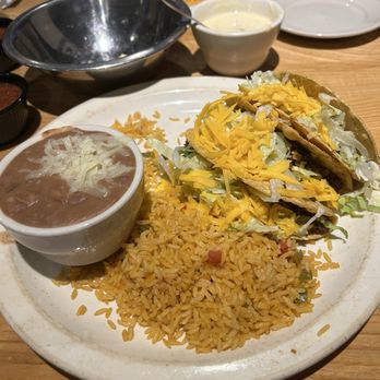 El Chico - Taco Dinner - Mexican Near Me - Tulsa, Oklahoma