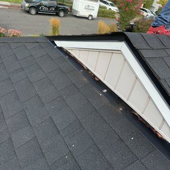 J&R Roofing & Construction - After - Gutter Services Near Me - McMinnville, Oregon J&R Roofing & Construction - After - Gutter Services Near Me - McMinnville, Oregon