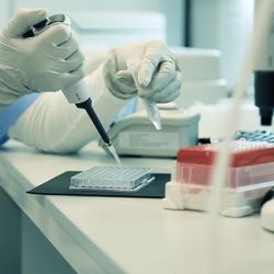 TOPLAB - TOPLAB Full Clinical Reference Lab in NY, NJ & Nationwide | Drug Testing Services | Pathology Lab