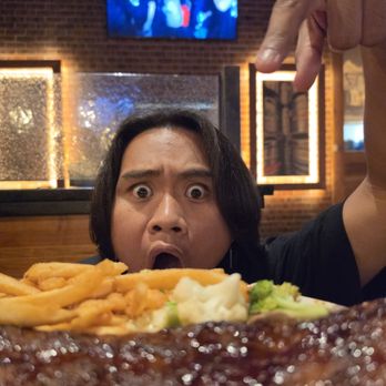 BJ's Restaurant & Brewhouse - crazy food - Pizza Near Me - La Jolla, California