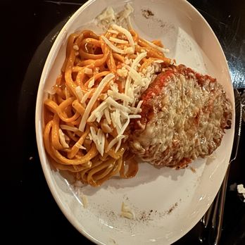 Sibaritas - Chicken Parmesan - Italian Near Me - Pittsfield, Massachusetts