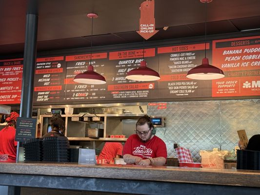 Hattie B's Hot Chicken - Memphis by null