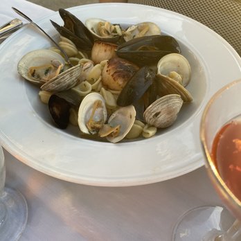 Kennedy's Restaurant - Seafood with pasta - New American Near Me - Breezy Point, New York