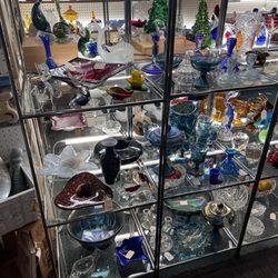 Brass Armadillo Antique Mall - Glassware