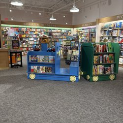 Barnes & Noble
