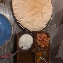 Ashoka West End - Popadum and chutney tray