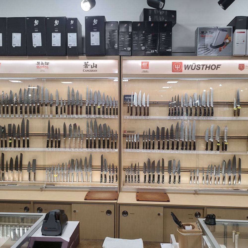 The Cook's Warehouse - Knives display - Knife Sharpening Near Me - Atlanta, Georgia The Cook's Warehouse - Knives display - Knife Sharpening Near Me - Atlanta, Georgia