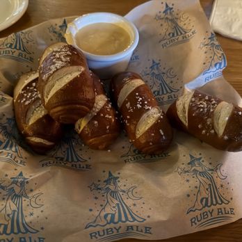 McMenamins Kalama Harbor Lodge - Pretzels-excellent. - Hotels Near Me - Kalama, Washington McMenamins Kalama Harbor Lodge - Pretzels-excellent. - Hotels Near Me - Kalama, Washington