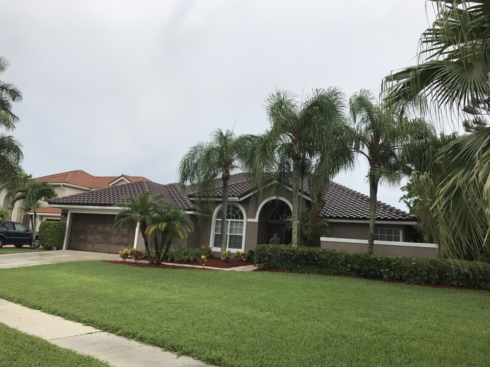 Slide of Mendieta Roofing