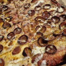 Ricotta, pepperoni & hot honey pizza Ricotta, pepperoni & hot honey pizza