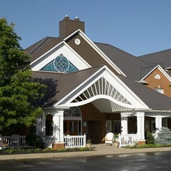 Atria Summit Hills by Atria Senior Living