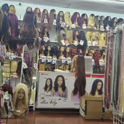 Magic Wigs - Wigs!