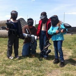 American Paintball Coliseum - Paint Ballin! Awesome!