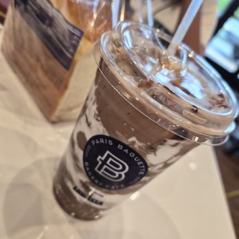 Paris Baguette - Iced S'mores Latte. - Coffee & Tea Near Me - Lynnwood, Washington Paris Baguette - Iced S'mores Latte. - Coffee & Tea Near Me - Lynnwood, Washington