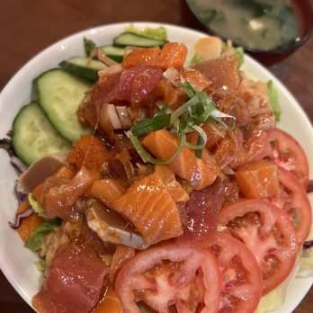 EAT'S SUSHI - Sashimi salad - good portion - Sushi Bars Near Me - Costa Mesa, California EAT'S SUSHI - Sashimi salad - good portion - Sushi Bars Near Me - Costa Mesa, California