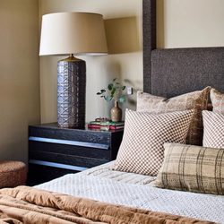 Just the Wright Interiors - Affordable luxury interior design, decoration, staging, painting, flooring solutions & professional organization services.