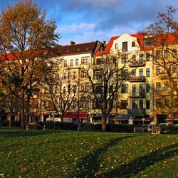 Annemirl-Bauer-Platz - Grün im Kiez