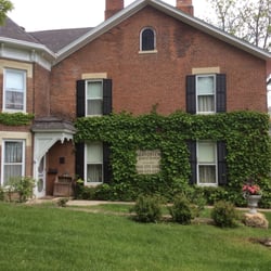 Grandview Guest Home - Grandview Guest Home, Galena IL. A nice quiet, lovely B&B.