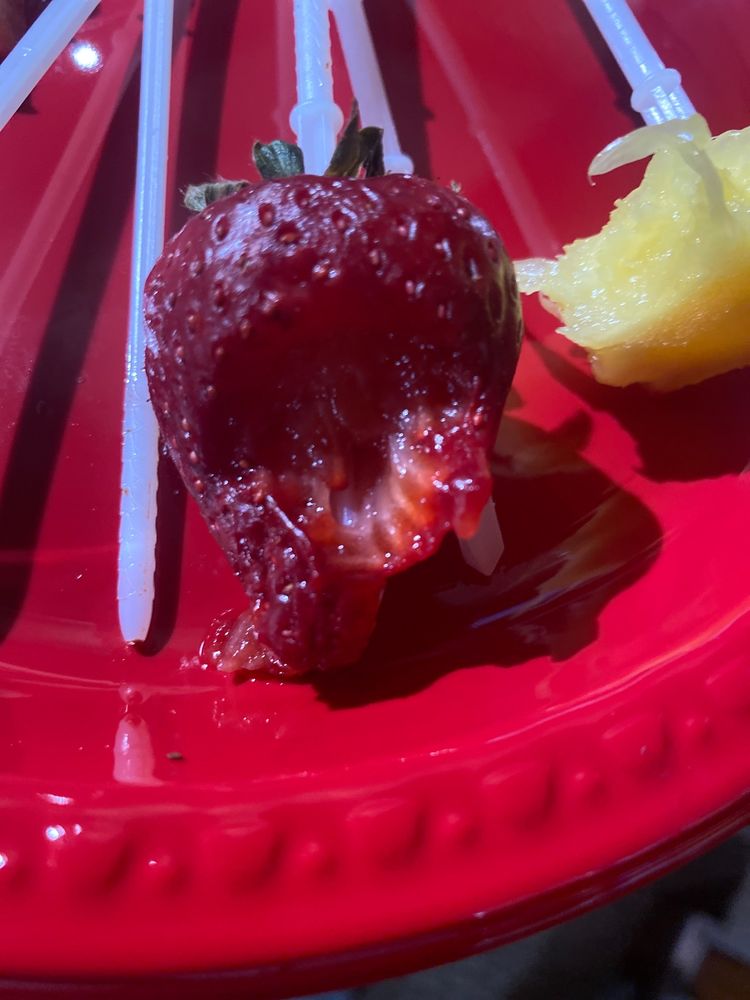 EDIBLE ARRANGEMENTS Updated September 2024 13 Reviews 4555 E