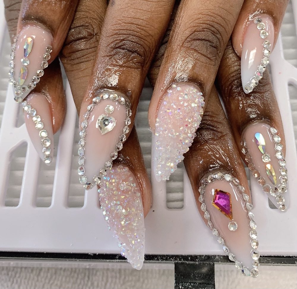 BELLACURES Updated September 2024 38 Photos 1660 Broadway, Chula