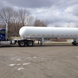 Wholesale transport for large volume buyers. Straight from the refinery to your storage tanks!