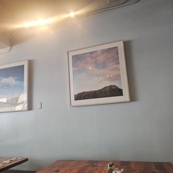 Moke’s Bread And Breakfast - Breakfast & Brunch Near Me - Honolulu, Hawaii