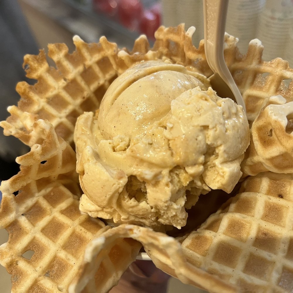 Ice Cream Jubilee - Pumpkin spice ice cream in fresh waffle bowl made on the spot, absolutely divine!!!! - Ice Cream & Frozen Yogurt Near Me - Arlington, Virginia