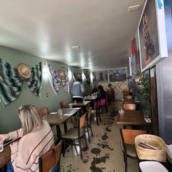Mesa Maguey - Inside - Tacos Near Me - Oakland, California