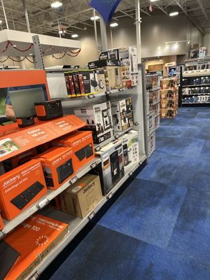Best Buy by null