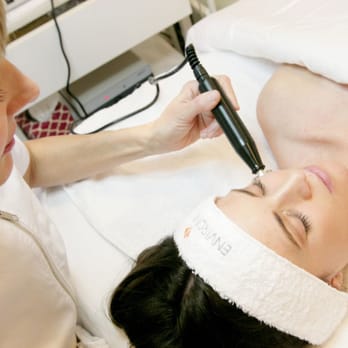 Brigitte Beaute - Brigitte BEAUTÉ SKIN | BODY & MIND - Skin Care Near Me - Beverly Hills, California Brigitte Beaute - Brigitte BEAUTÉ SKIN | BODY & MIND - Skin Care Near Me - Beverly Hills, California