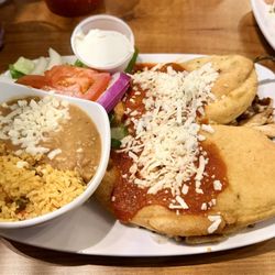 Pepito's Mexican Restaurant - Chiles Rellenos w/ grilled chicken