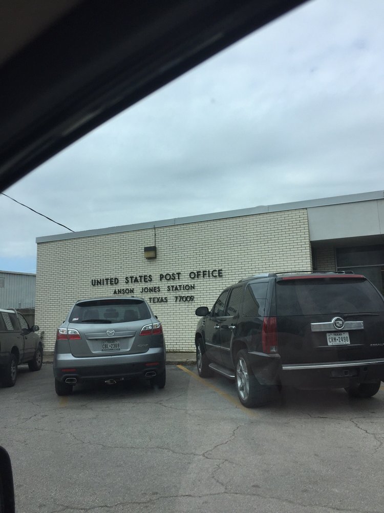 USPS POST OFFICE Updated August 2024 634 W Cavalcade St, Houston, Texas Post Offices