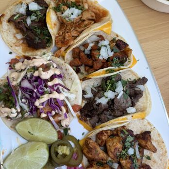 Eatarra - Breakfast & Brunch Near Me - Glendale, California Eatarra - Breakfast & Brunch Near Me - Glendale, California