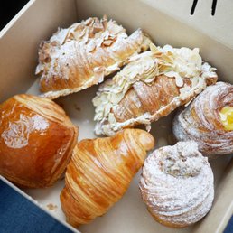 Pain Au Chocolat